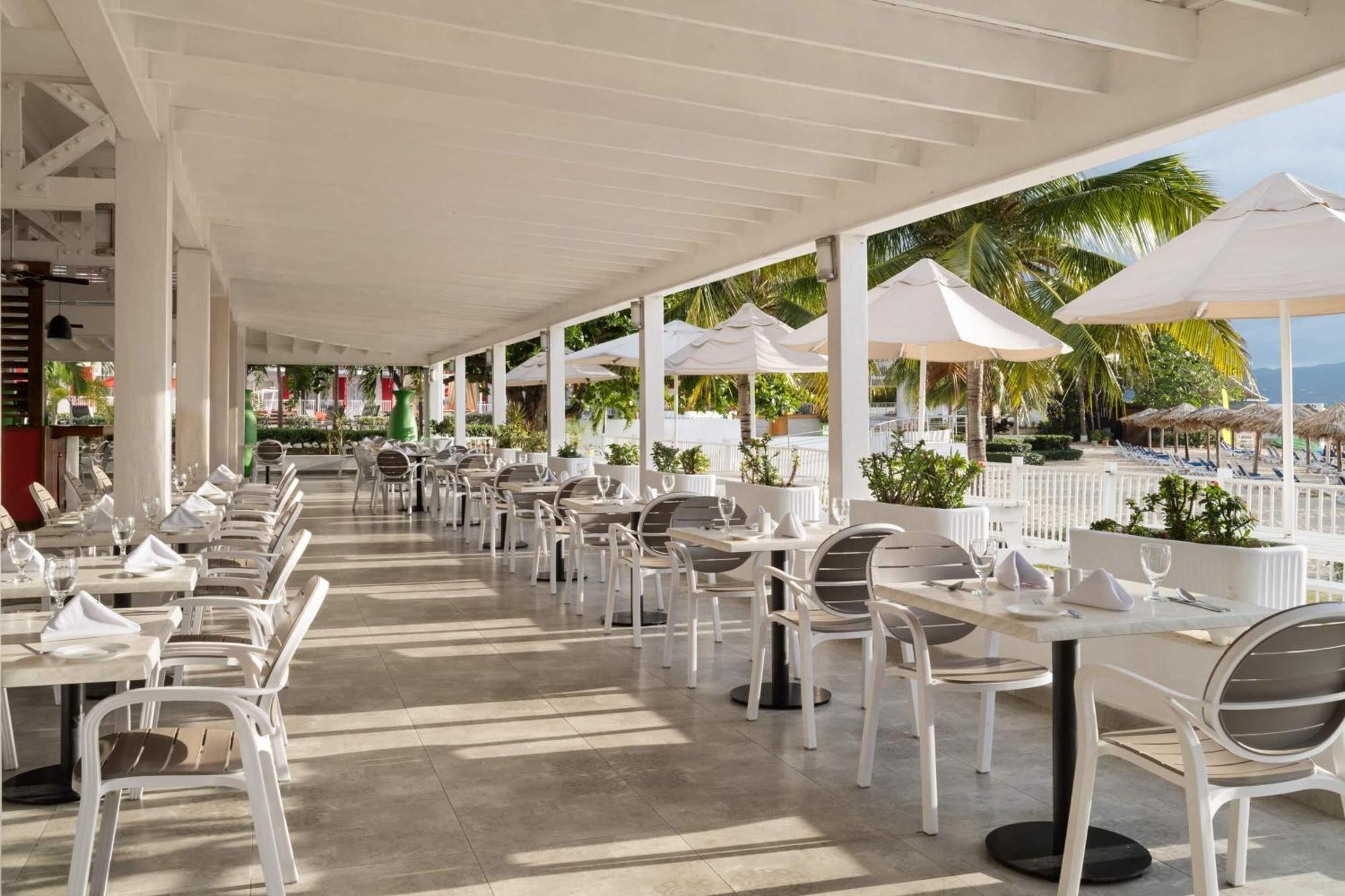 Grand Decameron Cornwall Beach, A Trademark All-Inclusive Resort Montego Bay Luaran gambar