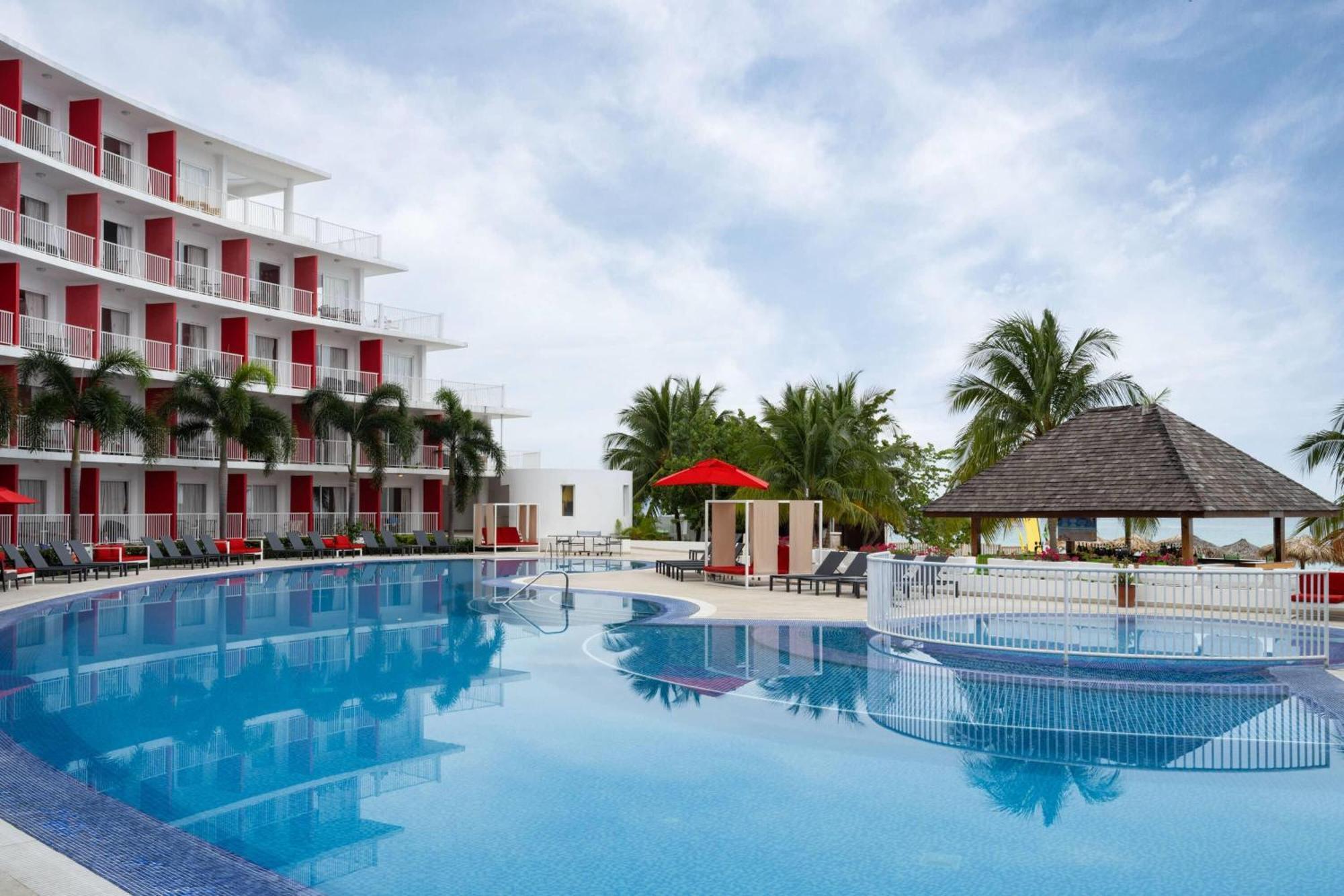 Grand Decameron Cornwall Beach, A Trademark All-Inclusive Resort Montego Bay Luaran gambar